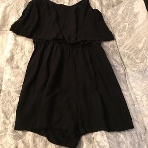 Black frill romper